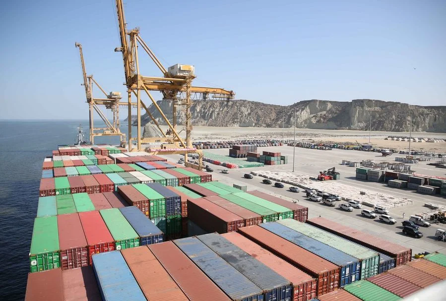 Photo of COSCO Wellington cargo vessel with containers moored at Gwadar port [Xinhua]